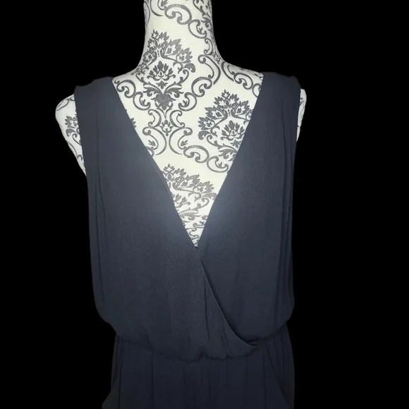 ARITZIA BABATON Maximillian Sleeveless  Jumpsuit - Medium - Picture 5 of 9